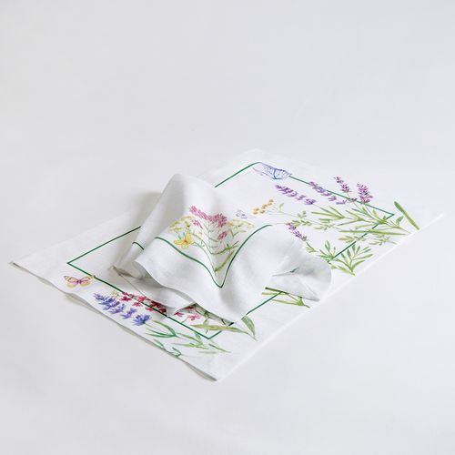 Placemat with Bouquet Napkin