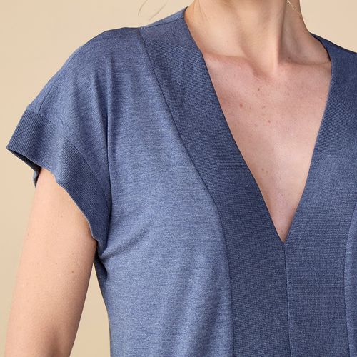 Blusa Feminina em Malha Maya