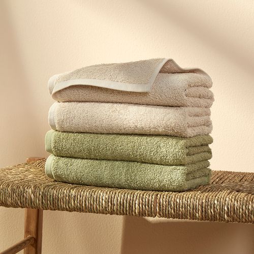 Art Plus hand Towel