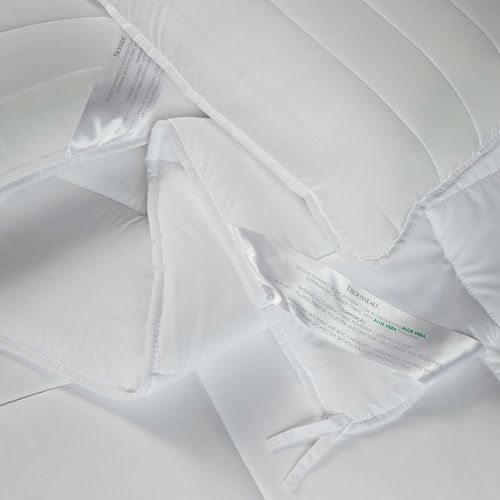 Aloe Vera Siliconized Fiber Pillow 50cm x 90cm
