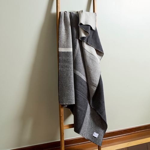 Manta em Lã Virgem Lord 1,30m x 1,90m