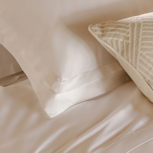 Duchess 600 Thread Count Percale Pillowcase 35cm x 70cm